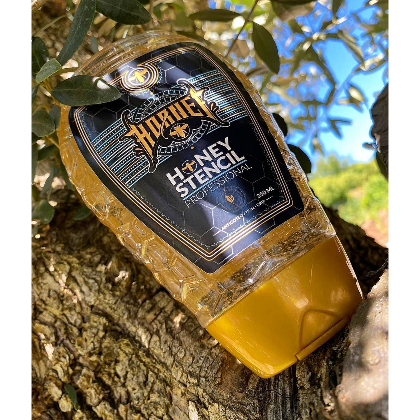 Hornet Honey Stencil - 8.5oz (250ml)